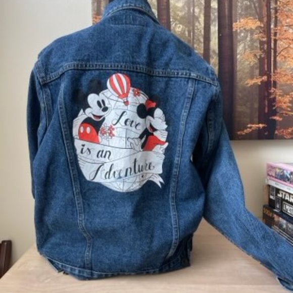 Disney Parks Like New 2017 Epcot Jean jacket Mickey n Minnie on back Size Small - Picture 1 of 8